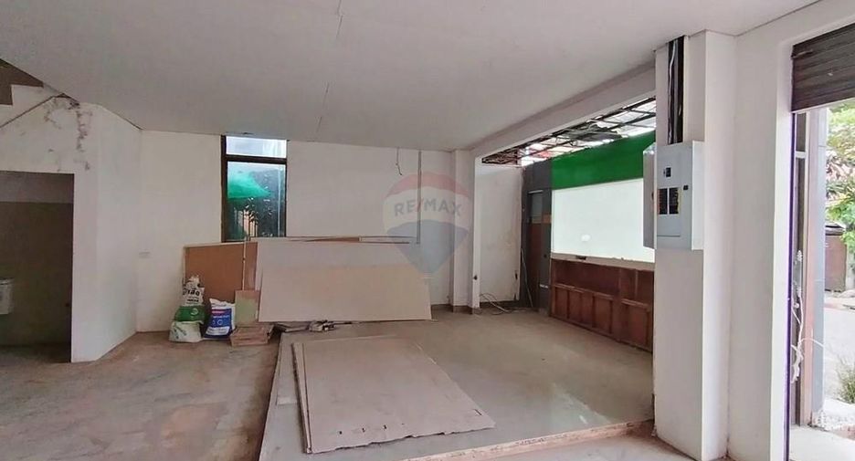 For sale 7 bedrooms retail Space in Ko Samui, Surat Thani
