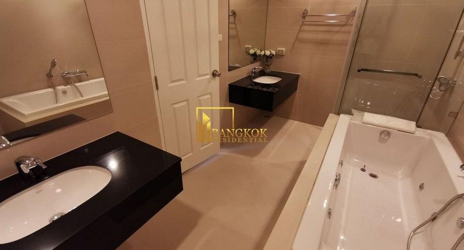 For rent and for sale 5 bedrooms condo in Huai Khwang, Bangkok
