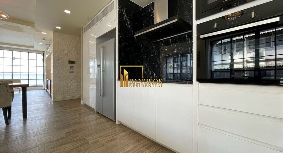 For rent そして for sale 3 ベッドルーム condo in Watthana, Bangkok