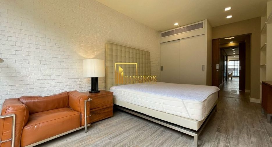 For rent そして for sale 3 ベッドルーム condo in Watthana, Bangkok