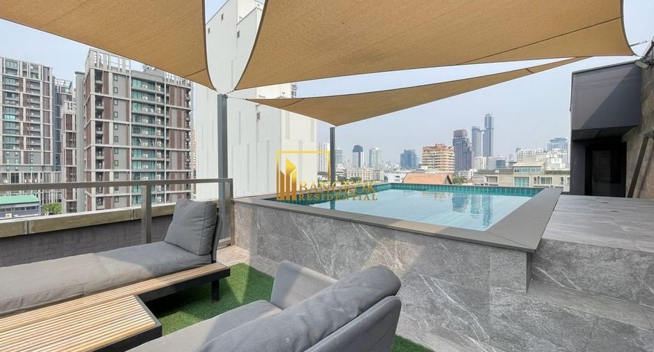 For rent そして for sale 3 ベッドルーム condo in Watthana, Bangkok