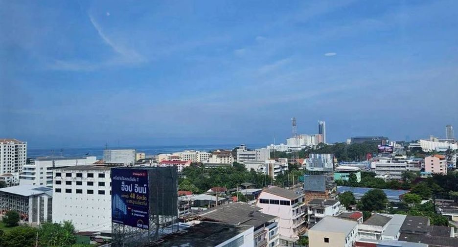For sale 1 bed condo in Si Racha, Chonburi