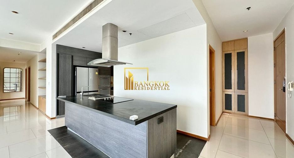 For rent and for sale 3 bedrooms condo in Khlong Toei, Bangkok