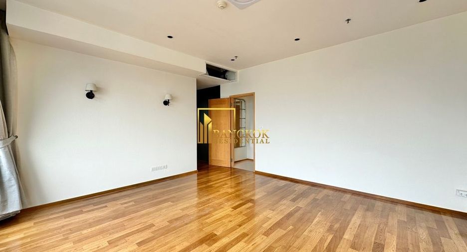 For rent and for sale 3 bedrooms condo in Khlong Toei, Bangkok