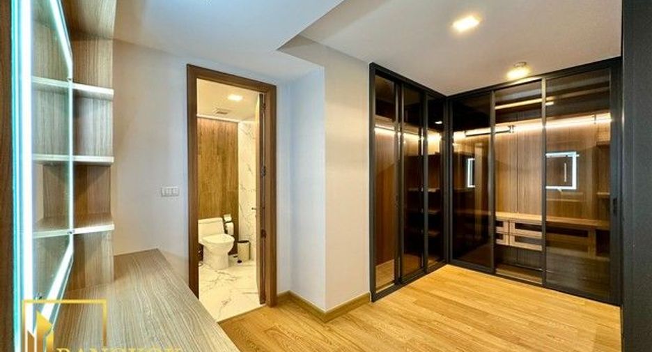Wohnung zur Miete und zum Kauf mit 3 Zimmer in Khlong Toei, Bangkok