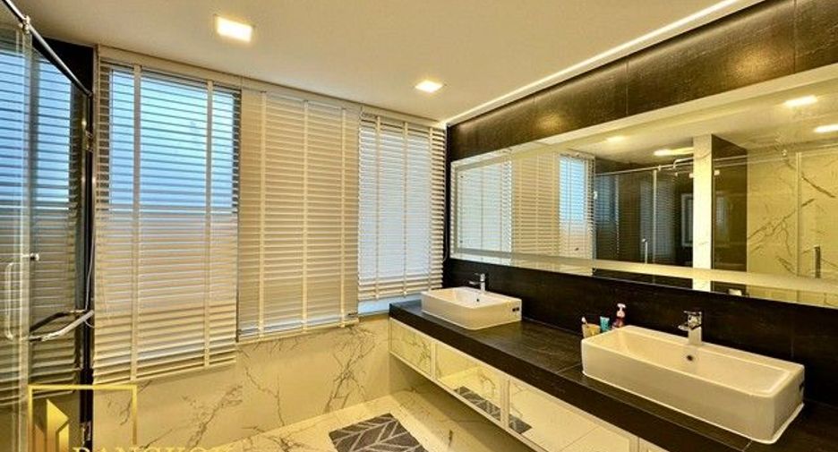 Wohnung zur Miete und zum Kauf mit 3 Zimmer in Khlong Toei, Bangkok