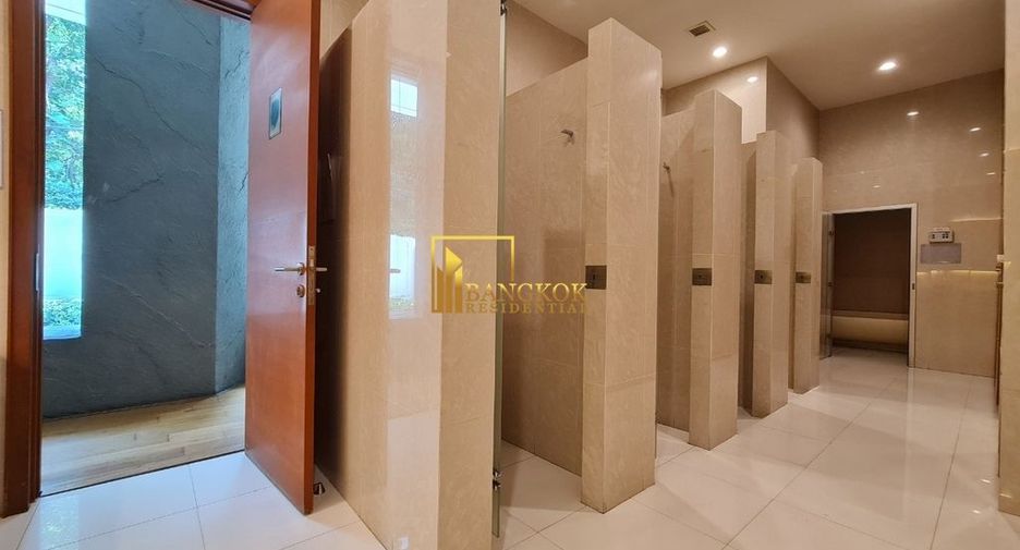 Wohnung zur Miete und zum Kauf mit 3 Zimmer in Khlong Toei, Bangkok