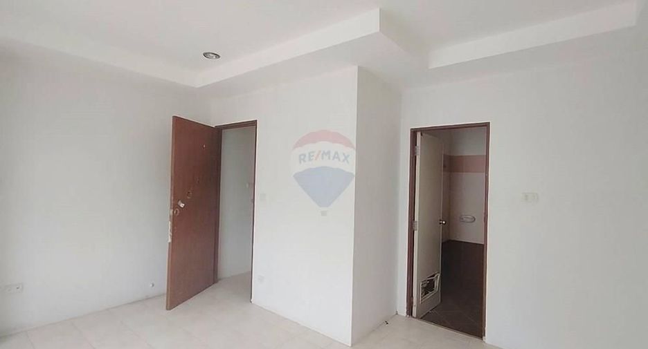 For sale 4 bedrooms retail Space in Ko Samui, Surat Thani