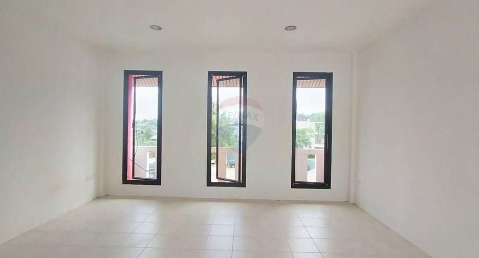 For sale 4 bedrooms retail Space in Ko Samui, Surat Thani