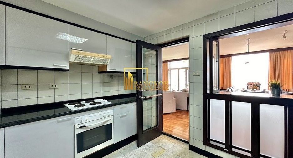 Condo en alquiler y en venta de 3 habitaciones en Pathum Wan, Bangkok