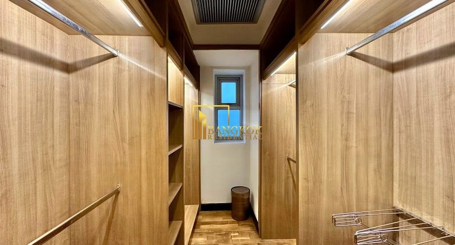 Condo en alquiler y en venta de 3 habitaciones en Pathum Wan, Bangkok