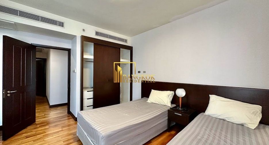 Condo en alquiler y en venta de 3 habitaciones en Pathum Wan, Bangkok