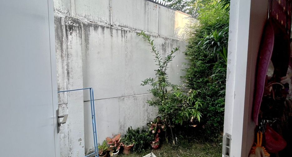 For sale 3 bedrooms house in Khlong Luang, Pathum Thani