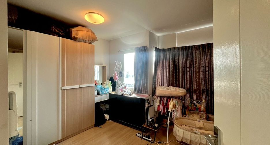 For sale 3 bedrooms house in Khlong Luang, Pathum Thani