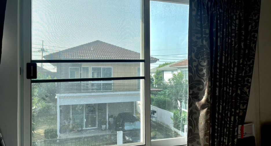 For sale 3 bedrooms house in Khlong Luang, Pathum Thani