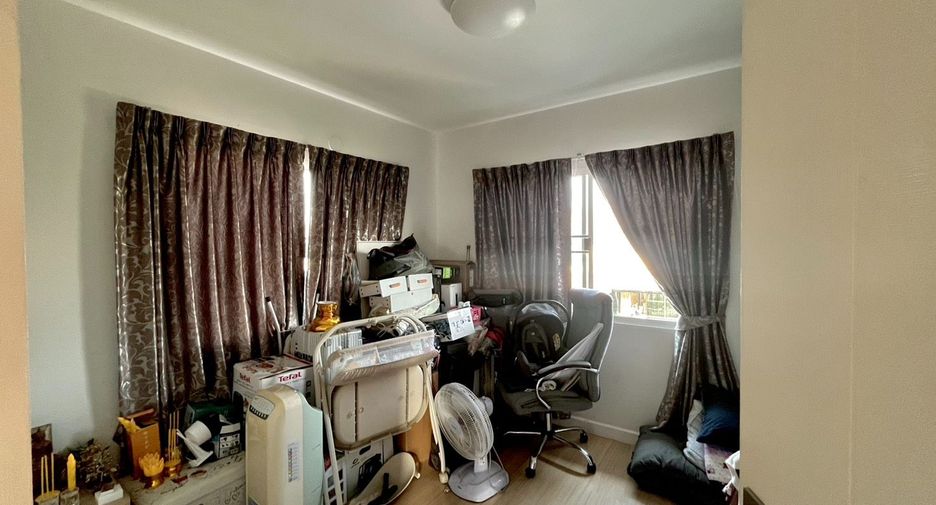 For sale 3 bedrooms house in Khlong Luang, Pathum Thani