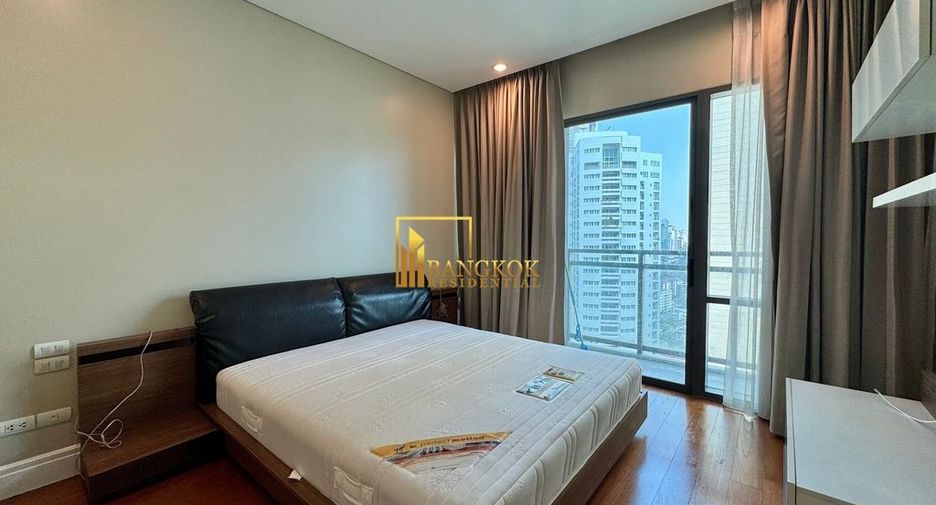 Condo en alquiler y en venta de 3 habitaciones en Khlong Toei, Bangkok