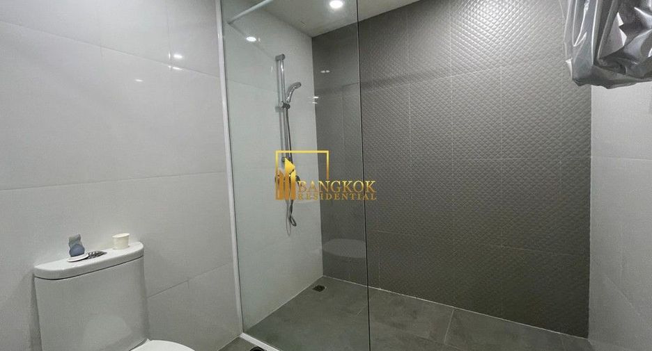 Condo en alquiler y en venta de 3 habitaciones en Watthana, Bangkok