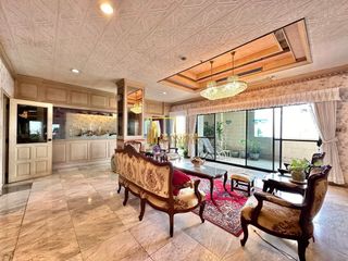 Wohnung zum Kauf mit 4 Zimmer in Watthana, Bangkok