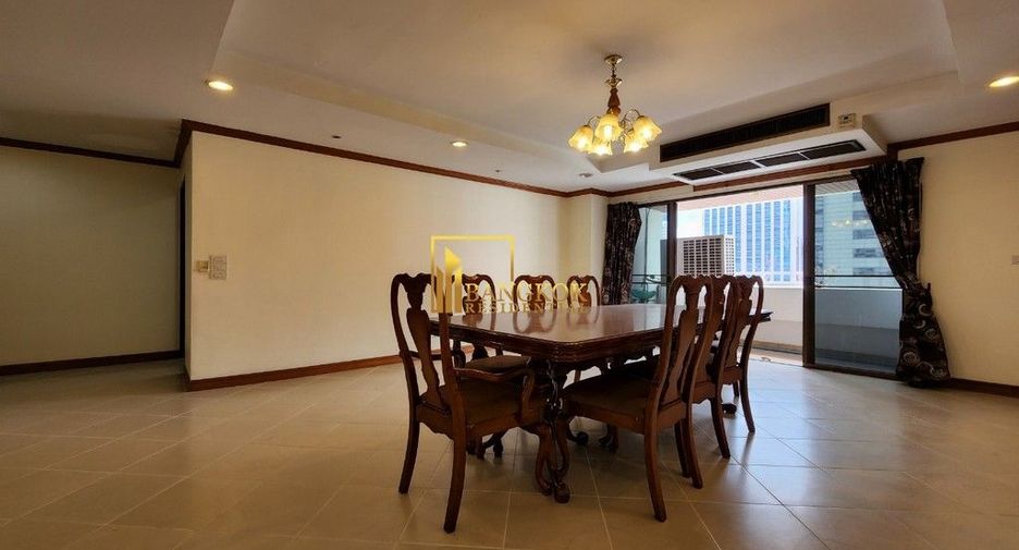 Condo en alquiler y en venta de 3 habitaciones en Khlong Toei, Bangkok