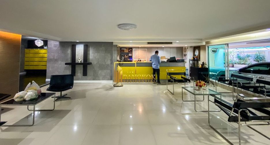 Condo en alquiler y en venta de 3 habitaciones en Khlong Toei, Bangkok