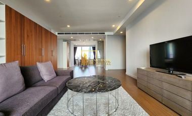 For rent そして for sale 2 ベッドルーム condo in Bang Rak, Bangkok