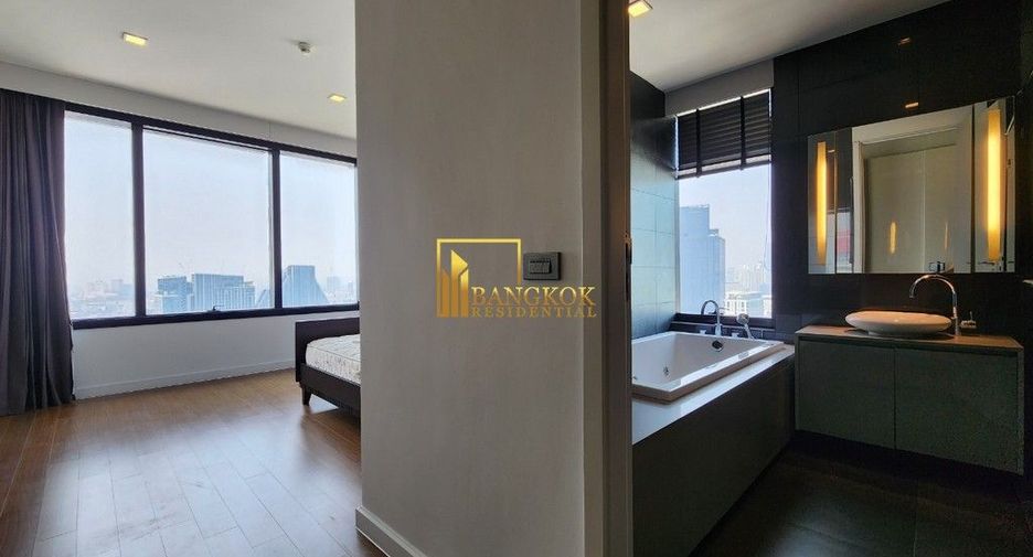 Condo en alquiler y en venta de 2 habitaciones en Bang Rak, Bangkok