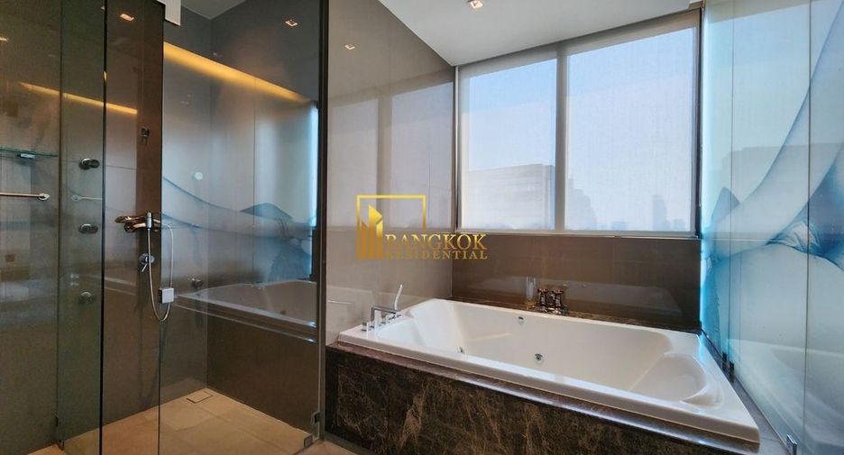 Condo en alquiler y en venta de 2 habitaciones en Bang Rak, Bangkok