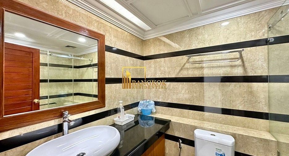 Condo en venta de 3 habitaciones en Pathum Wan, Bangkok