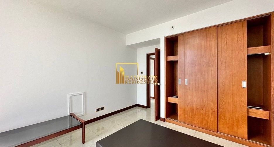 Condo en venta de 3 habitaciones en Pathum Wan, Bangkok