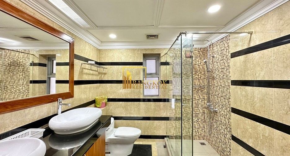 Condo en venta de 3 habitaciones en Pathum Wan, Bangkok