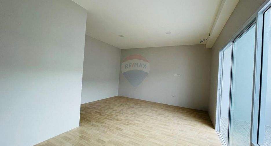 For sale 3 bedrooms townhouse in Ko Samui, Surat Thani