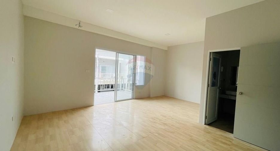 For sale 3 bedrooms townhouse in Ko Samui, Surat Thani