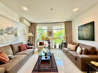 For sale 3 bedrooms condo in Watthana, Bangkok