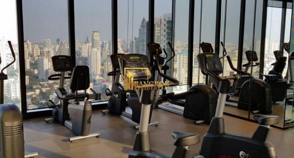 Condo en alquiler y en venta de 3 habitaciones en Khlong Toei, Bangkok