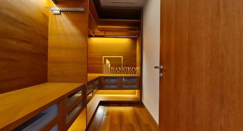 For rent and for sale 1 bed condo in Sathon, Bangkok