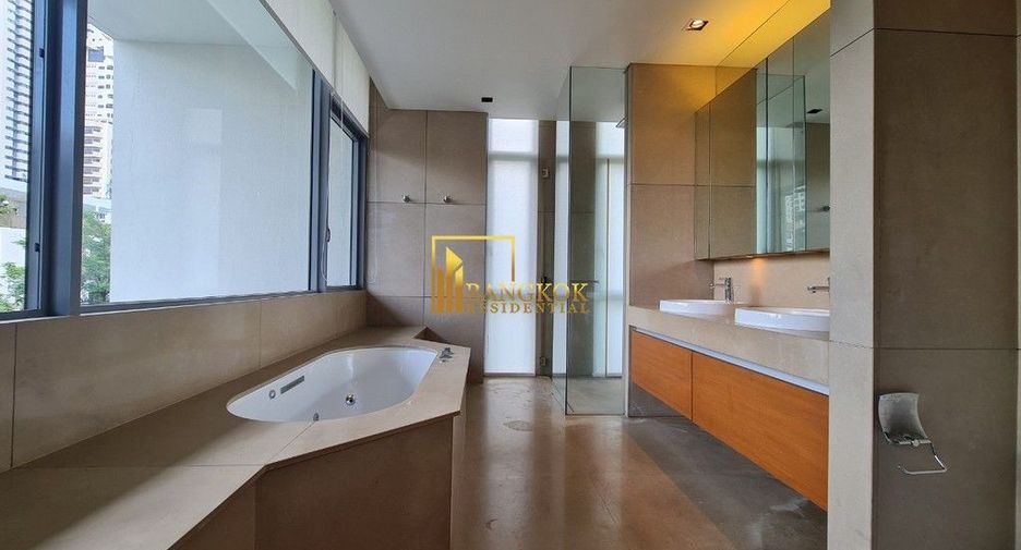 For rent and for sale 1 bed condo in Sathon, Bangkok