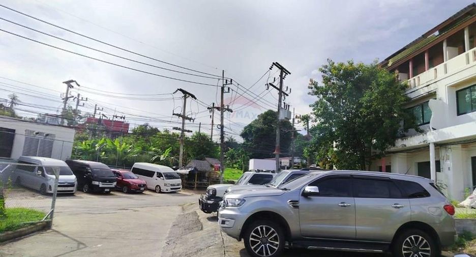 For sale 3 bedrooms retail Space in Ko Samui, Surat Thani