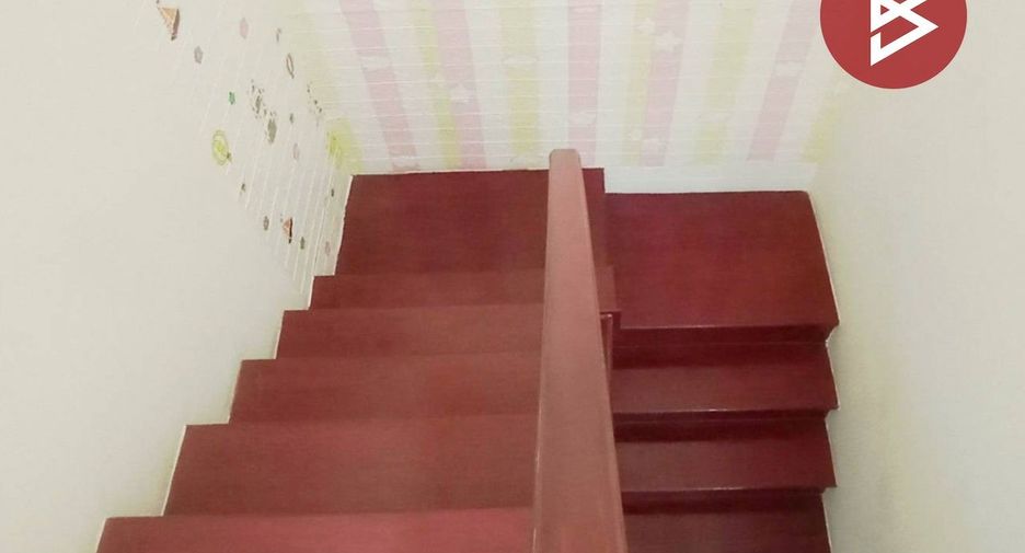 For sale 3 bedrooms townhouse in Prawet, Bangkok