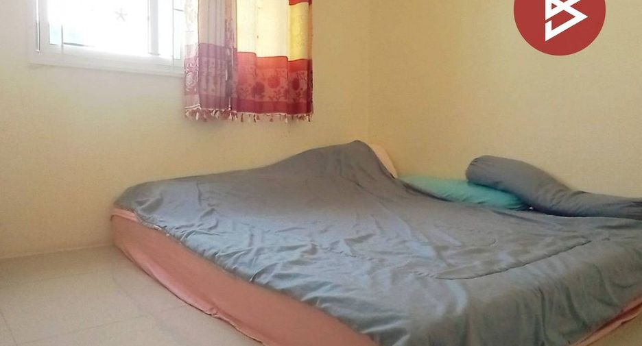 For sale 3 bedrooms townhouse in Prawet, Bangkok