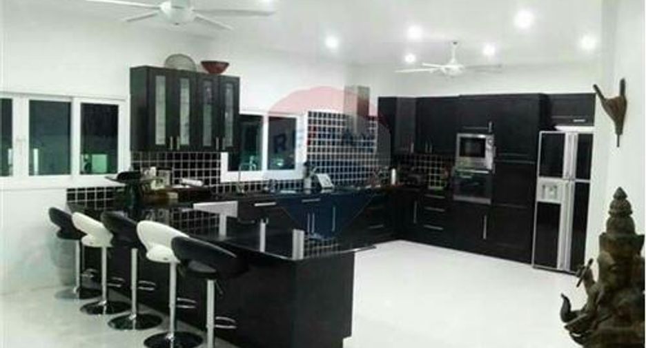 Villa en venta de 5 habitaciones en Tha Sala, Nakhon Si Thammarat