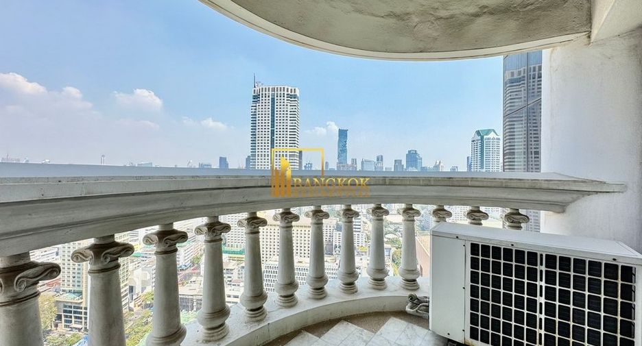 À louer et à vendre 2 chambres condo à Bang Rak, Bangkok