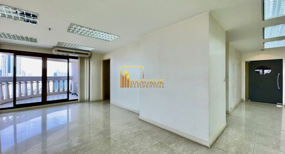 À louer et à vendre 2 chambres condo à Bang Rak, Bangkok