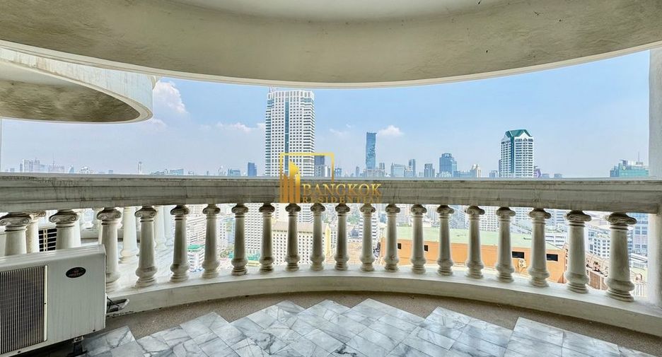 À louer et à vendre 2 chambres condo à Bang Rak, Bangkok
