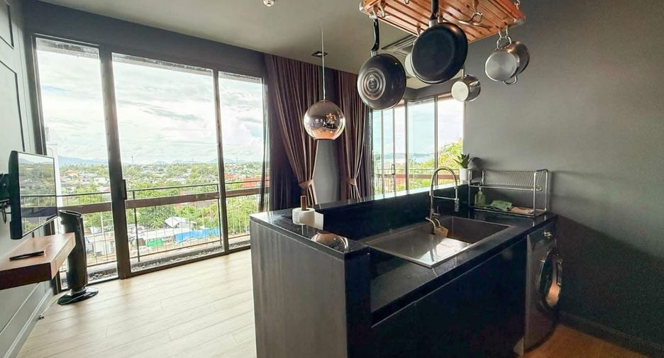 For rent 2 bedrooms condo in Mueang Phuket, Phuket