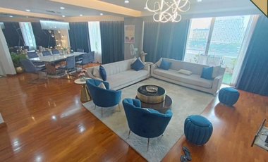 Condo en venta de 3 habitaciones en Sathon, Bangkok