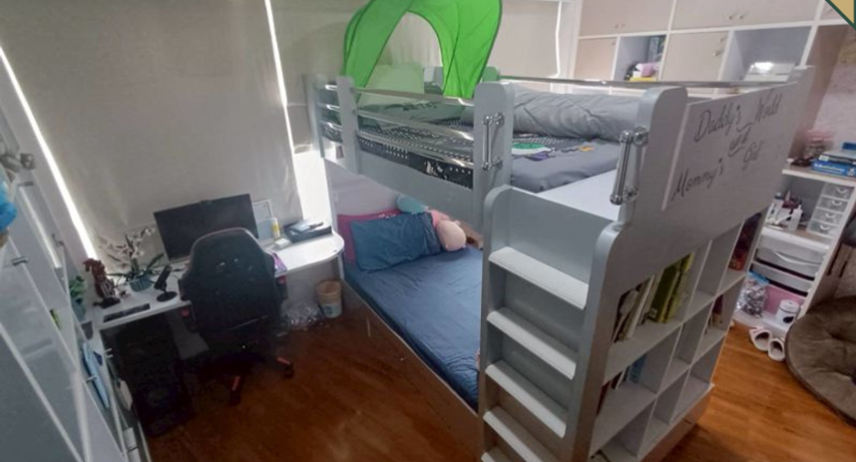 For sale 3 bedrooms condo in Sathon, Bangkok