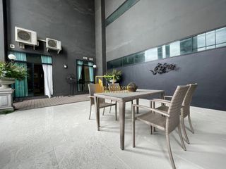 Wohnung zur Miete und zum Kauf mit 3 Zimmer in Watthana, Bangkok
