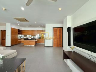 À louer et à vendre 4 chambres condo à Watthana, Bangkok