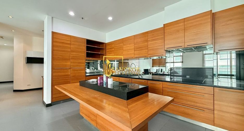 À louer et à vendre 4 chambres condo à Watthana, Bangkok